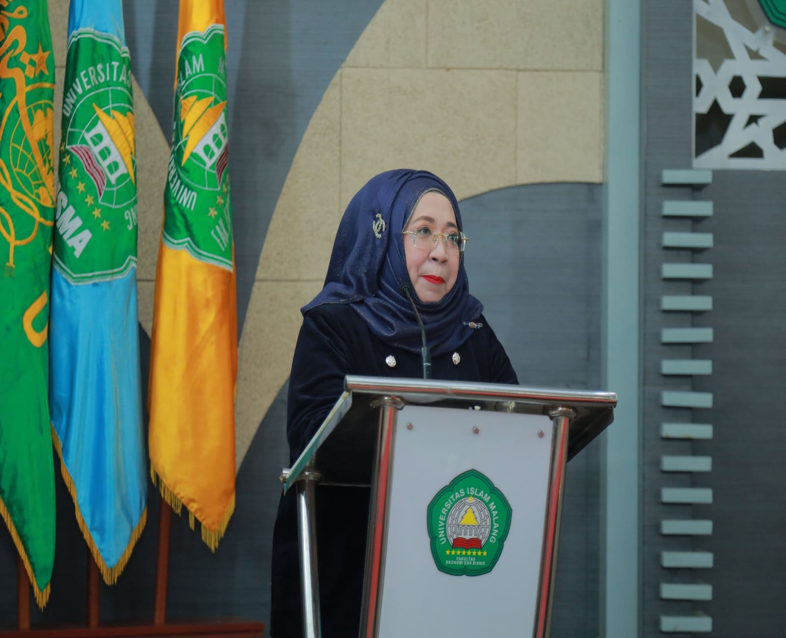 Seminar Himaprodi Akuntansi FEB Unisma.