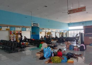 Pelabuhan Tanjung Perak.