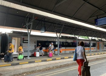 KAI Daop 8 Surabaya.
