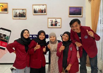 Mahasiswa magang Unisri.