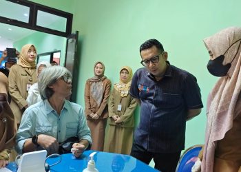 Cek kesehatan gratis.