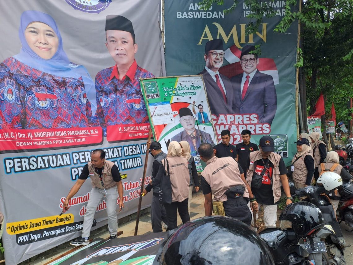 Bawaslu Tuban.