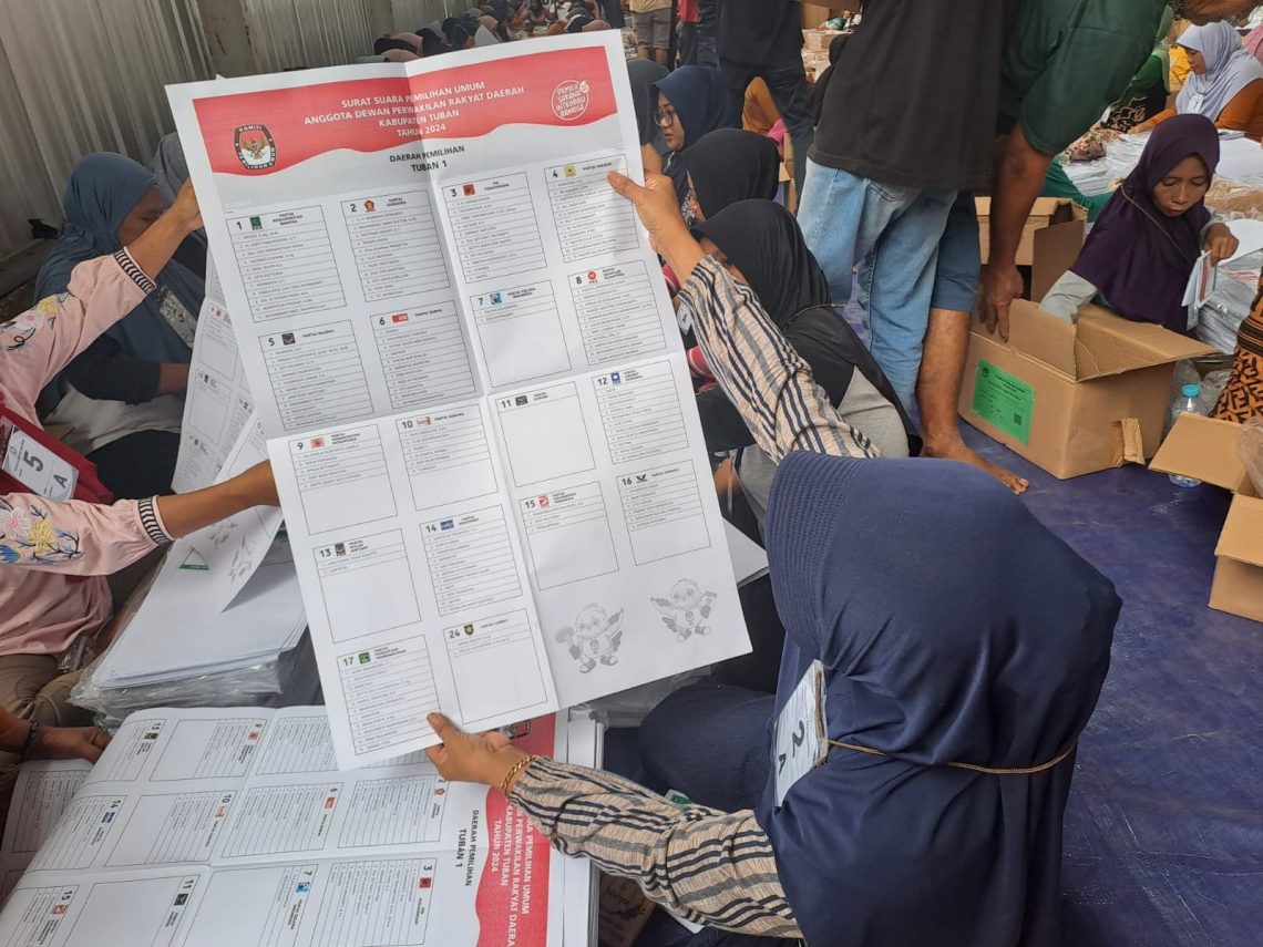 Surat suara.