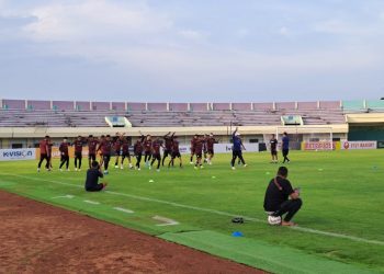Persela vs Deltras.
