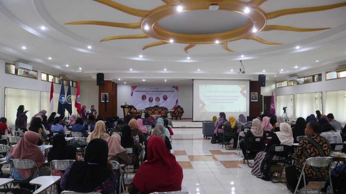 Bertempat di Fakultas Psikologi UM, APPI Jatim Gelar Seminar Nasional Pencegahan Bullying lewat Pendekatan Psikologi Pendidikan 1 Fakultas Psikologi UM.