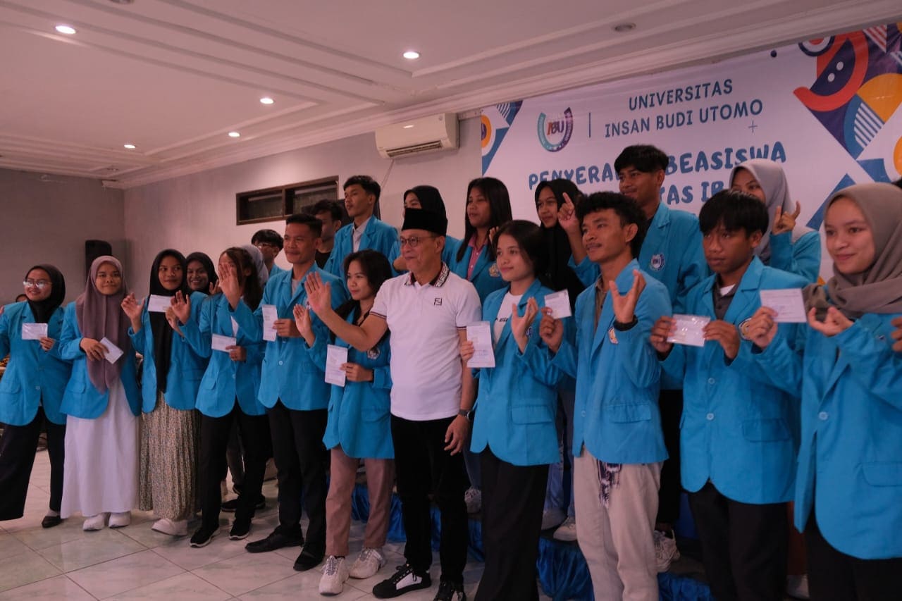 Komitmen Keberpihakan Akses Pendidikan, Universitas IBU Tebar Beasiswa secara Masif 4 Beasiswa di Universitas IBU.
