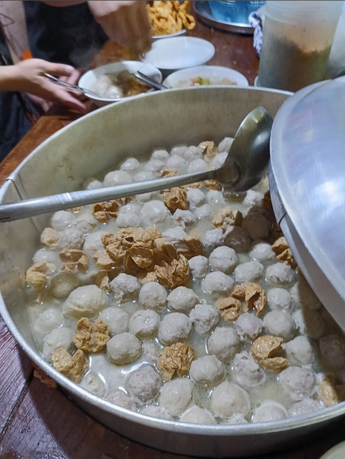Paling Enak! 5 Rekomendasi Bakso di Malang Terkenal Legendaris: Dijamin Rasanya Bikin Kangen Pengen Balik Lagi 5 Rekomendasi bakso di Malang 2024.