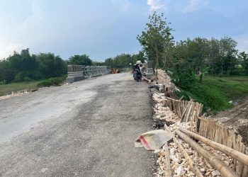 Jembatan Dam Seng.