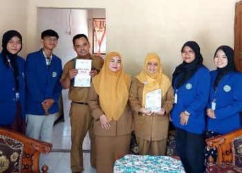 Mahasiswa KKN MBKM UM Membangun Makna Ciptakan Generasi Berencana di SMAN 1 Puncu Kediri 2 Mahasiswa KKN MBKM.