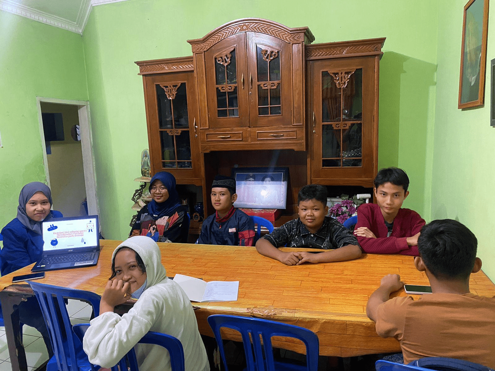 Pengabdian Masyarakat, Mahasiswa Psikologi UM Beri Psikoedukasi Murid SMP Bimbingan Belajar Privat Smarta Kota Batu 2 psikoedukasi siswa smp