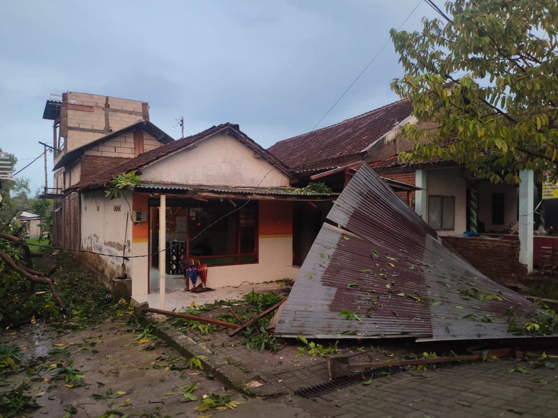Awal 2024, 6 Bencana Terjadi di Kabupaten Mojokerto 1 Enam bencana sudah tercatat BPBD Mojokerto pada awal 2024. Foto: BPBD Kabupaten Mojokerto