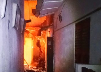 Ditinggal Keluar, Rumah Guru Tari di Mojokerto Ludes Terbakar