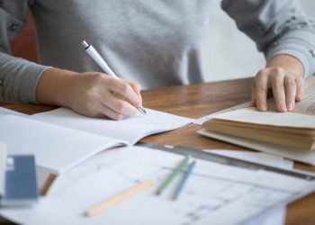 Mengenal Hari Tulisan Tangan yang Diperingati Tiap 23 Januari