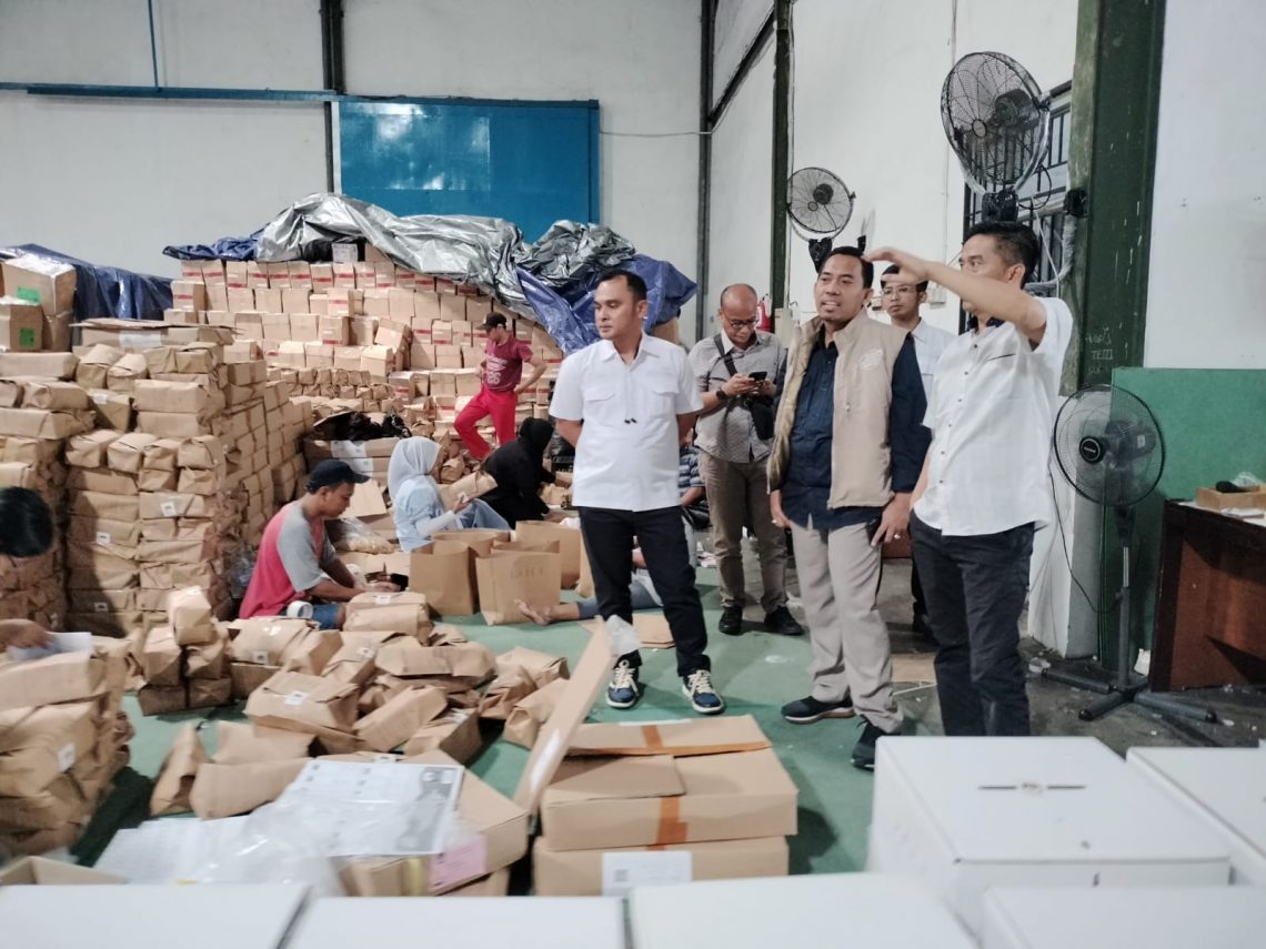 Gudang logistik surat suara KPU Jatim. Foto: dok KPU Jatim
