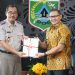 Pj. Wali Kota Batu Terima Langsung 40 Sertifikat Tanah Jalan Milik Pemkot dari BPN 15 40 Sertifikat Tanah Jalan Milik Pemkot