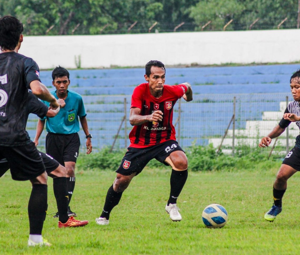 PS Mojokerto Putra.
