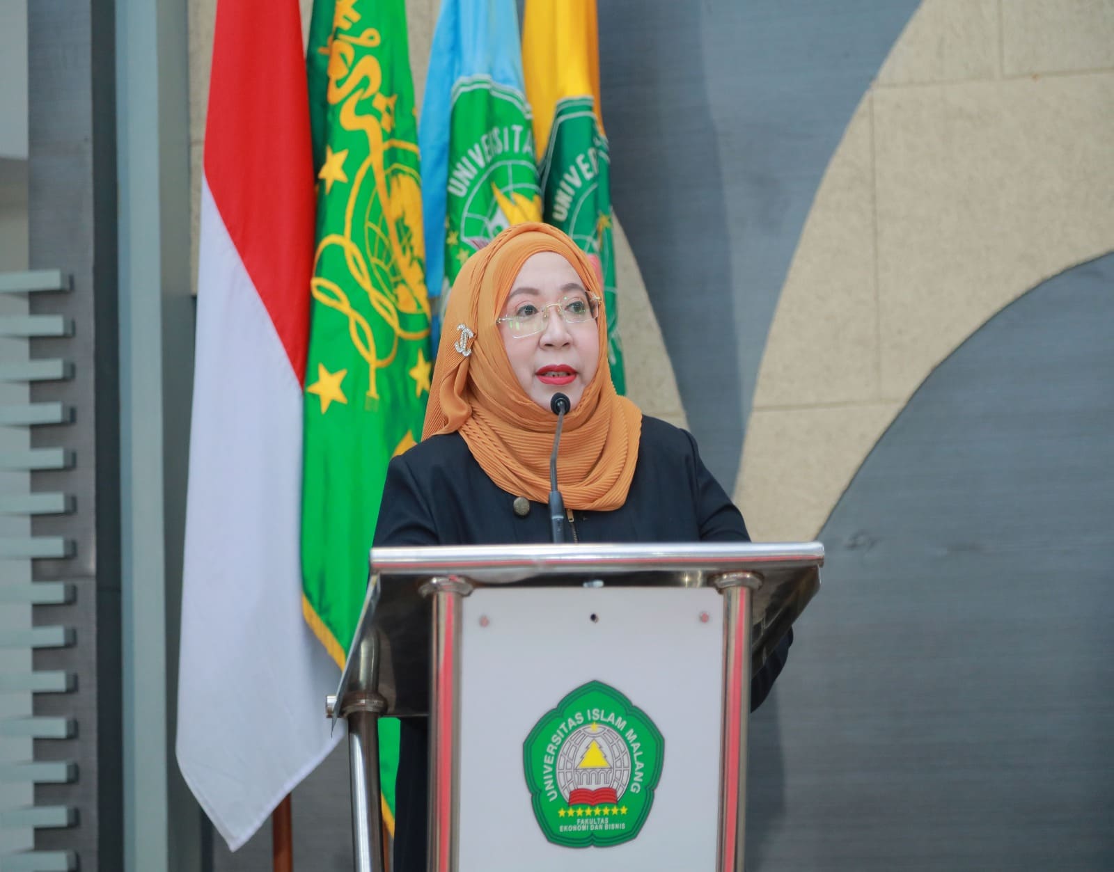 FEB Unisma Lantik Ormawa Periode 2024, Buka Peluang Ciptakan Banyak Inovasi yang Adaptif 2 Ormawa FEB Unisma.
