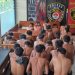 Puluhan Remaja Diduga Anggota Gangster di Tuban Ditangkap Bawa Sajam, Polisi Amankan di 5 TKP 11 Anggota gangster.