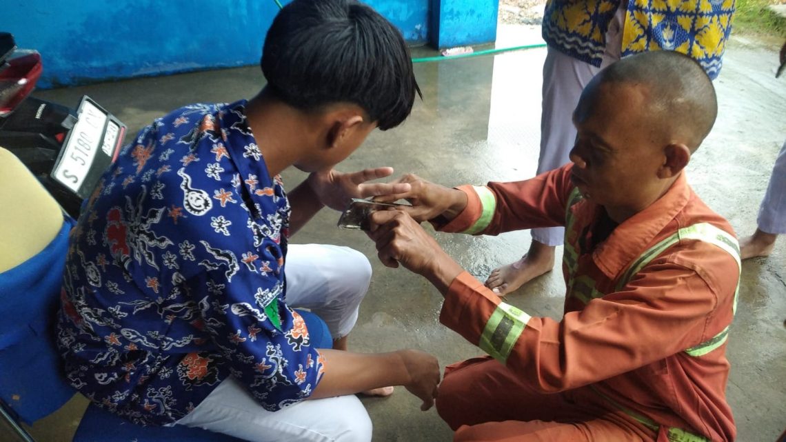 Mainan Lubang Kunci Pintu, Jari Manis Pelajar di Tuban Tersangkut 1 Jari manis.