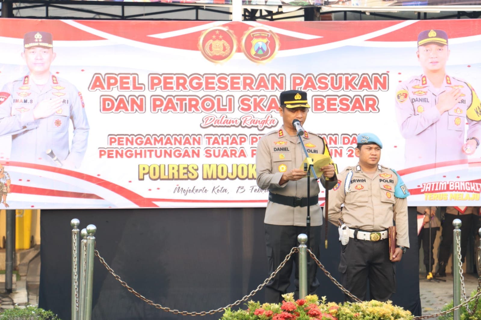 Personel Polres Mojokerto Kota.
