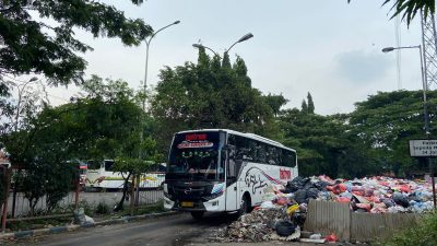 Tumpukan sampah.