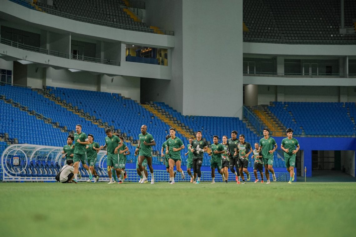Pemain Persebaya.