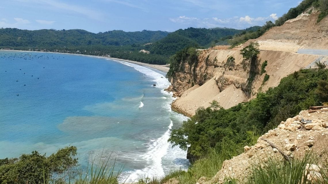 Pantai Sine Tulungagung.