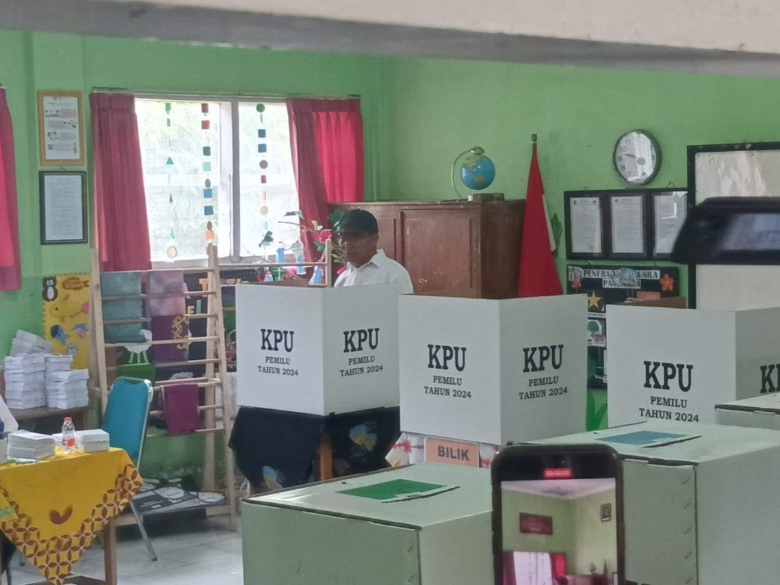 Menteri Muhadjir Effendy Nyoblos di Kampung Halaman Kota Malang: Nggak Mau Ribet Urus Surat Pindah 1 Muhadjir Effendy.