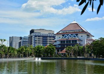 Unair Surabaya.