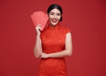 tren baju imlek 2024