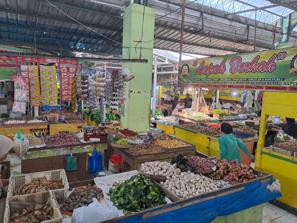 Pasar Baru Tuban.