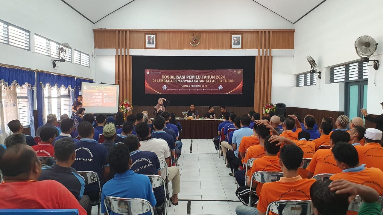 Anggota linmas kecelakaan di Tuban.