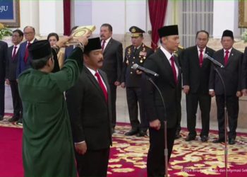 Resmi! Presiden Jokowi Lantik AHY Jadi Menteri ATR/BPN dan Hadi Tjahjanto sebagai Menkopolhukam 1 Presiden Jokowi.