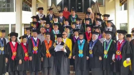 Kritik Presiden Jokowi, Akademisi UGM, UII, dan UI Kompak Protes soal Demokrasi 1 Presiden Jokowi.