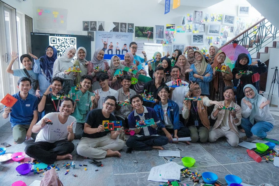 Latihan Jujur hingga Percaya Diri, Serunya Training Lego Bersama Soka Innovation Lab 1 Training Lego.