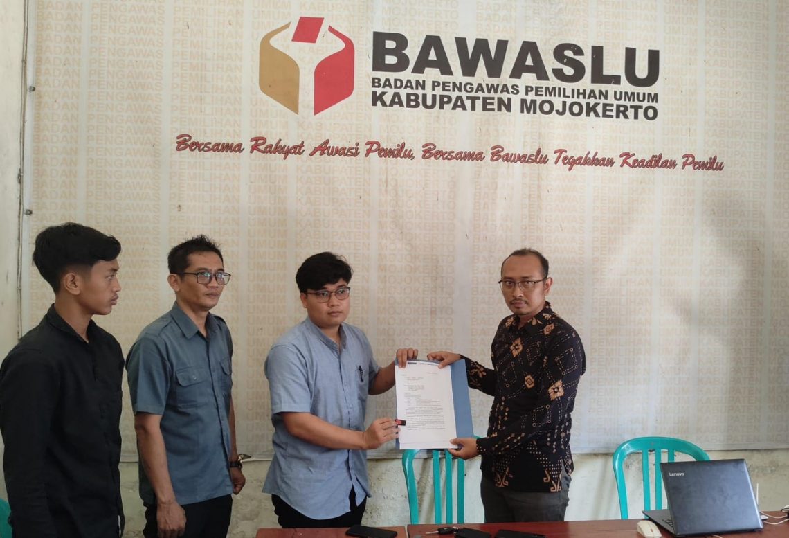 Dugaan Kecurangan TPS di Trowulan, Bawaslu Kabupaten Mojokerto: Masih Kami Dalami 1 Bawaslu Kabupaten Mojokerto.