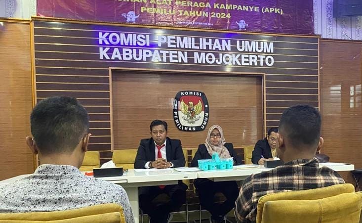 Anggota KPPS Perning Tak Netral, KPU Kabupaten Mojokerto Semprit Beri Sanksi Tegas 1 KPPS Perning.