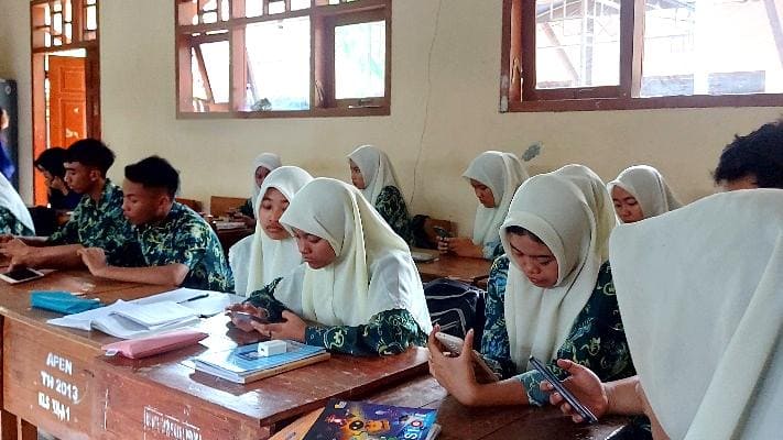 Kesehatan reproduksi di SMAN 1 Puncu.
