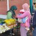 Operasi pasar murah.