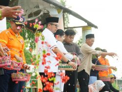 Akhirnya Pencarian Wisatawan Terseret Sungai Banyak Mojokerto Dihentikan 3 korban hilang