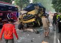 Truk kecelakaan