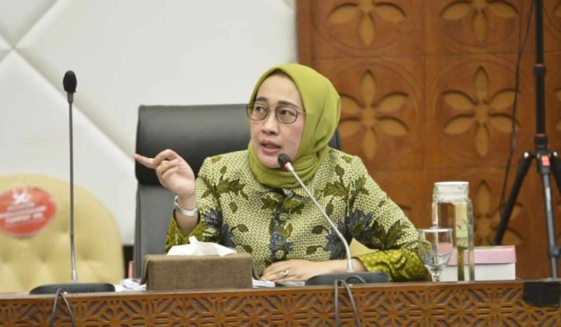 rekam jejak anggia erma rini