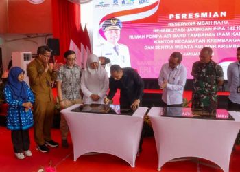 dprd surabaya mminta fasilitas swk krembangan dibenahi