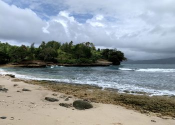 pantai coro tulungagung