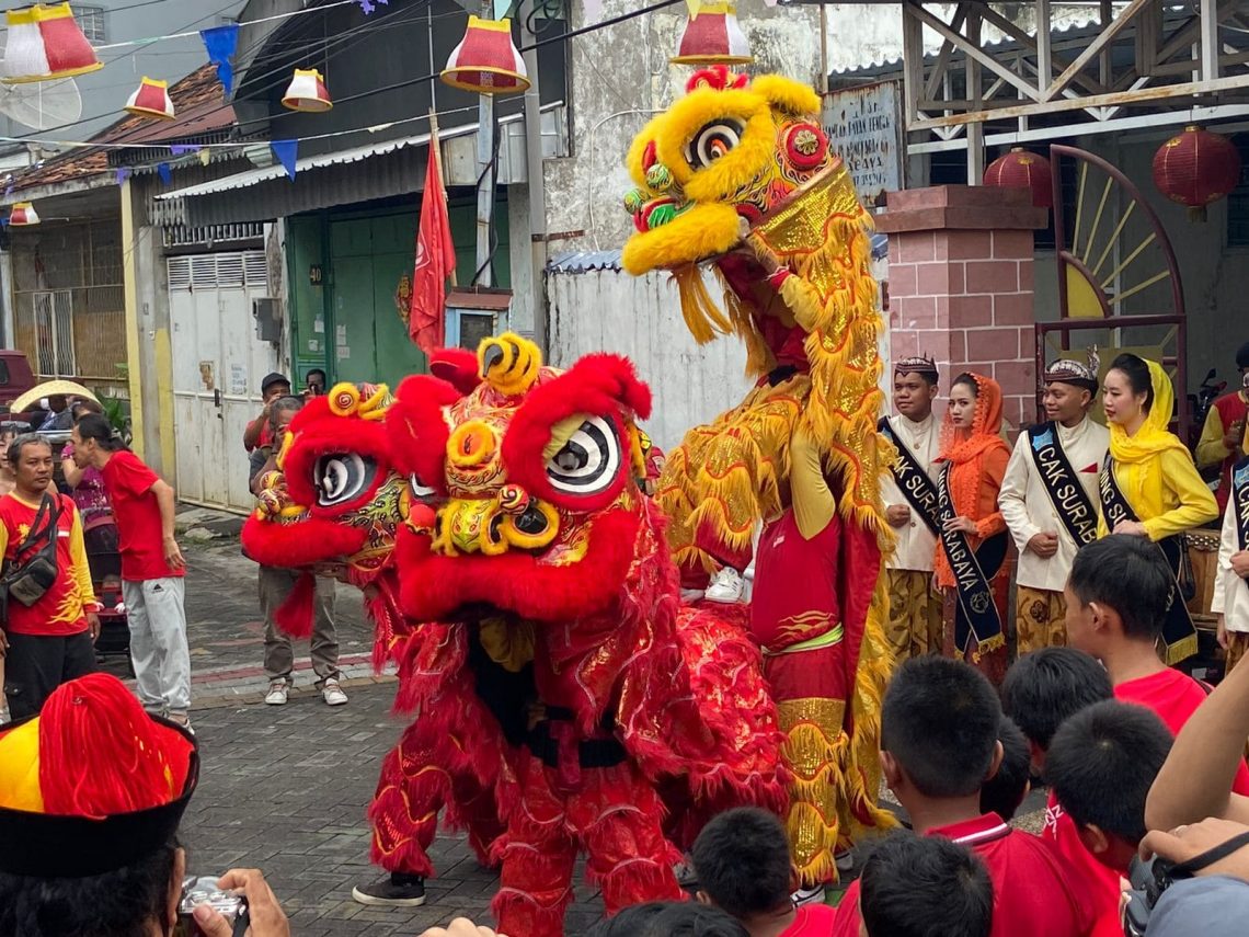 Barongsai Lincah Keliling Kampung Pecinan Tambak Bayan, Surabaya 1 Tambak Bayan Imlek