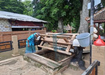 Kisah Sumur Penggiling Keramat di Tuban, Peninggalan Sunan Bejagung Ini Konon Airnya Dipercaya Sembuhkan Penyakit 1 Sumur penggiling.