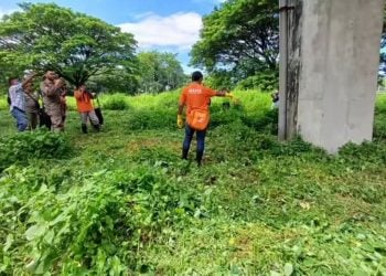 Penemuan Kerangka Manusia Bersarung Hijau, Jasad Diduga Laki-Laki Tergeletak di Bundaran Waru Pintu Masuk Surabaya 3 Penemuan kerangka.