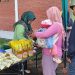 Pasar murah.