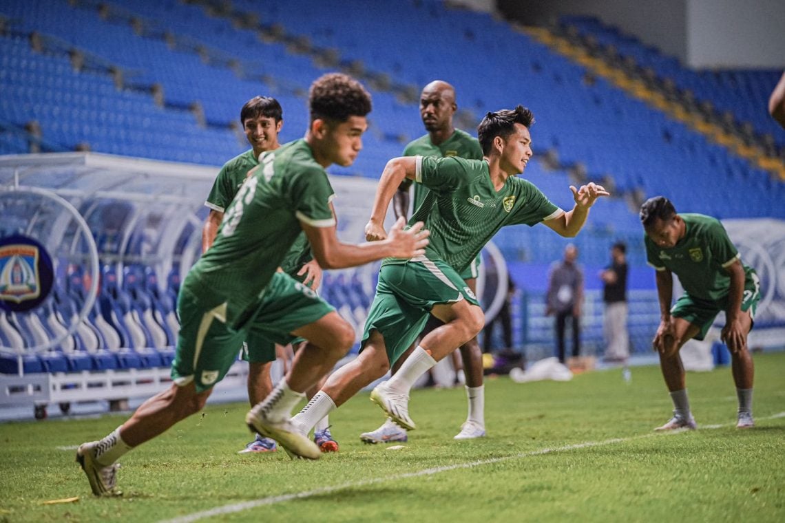 Jelang Laga Persebaya vs Borneo FC Hari Ini, Paul Munster Petakan Kekuatan Pemuncak Klasemen 1 Persebaya vs Borneo FC.