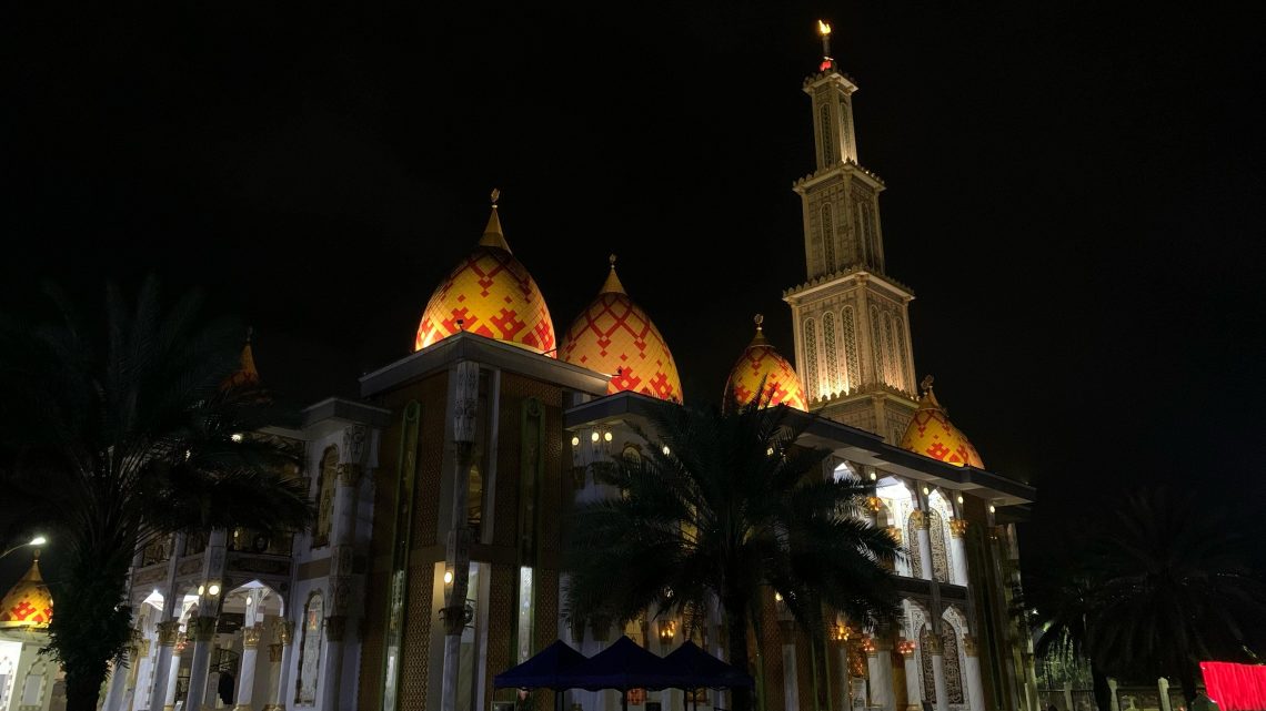 Masjid Roudhotul Muchlisin.